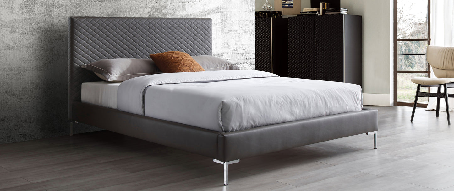 Liz Full Bed in Dark Gray