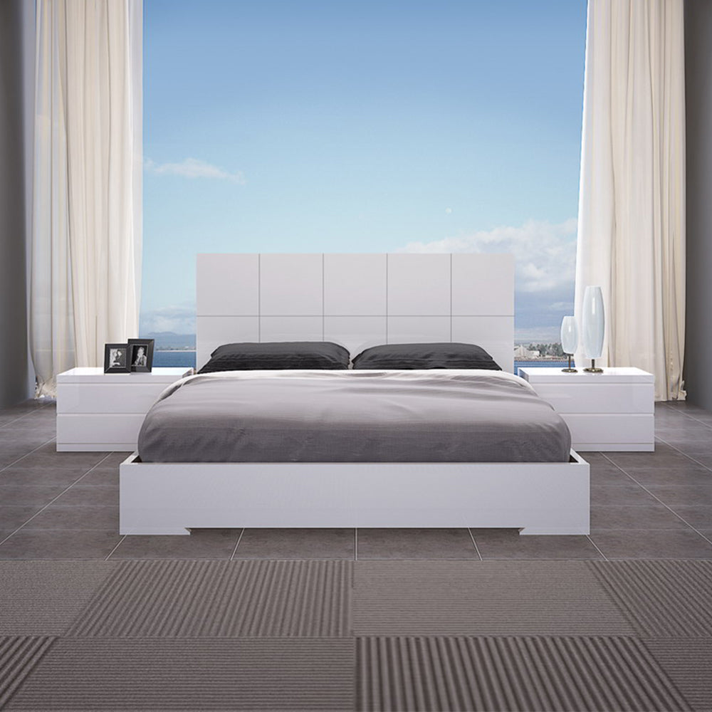 Anna King Bed in High Gloss White