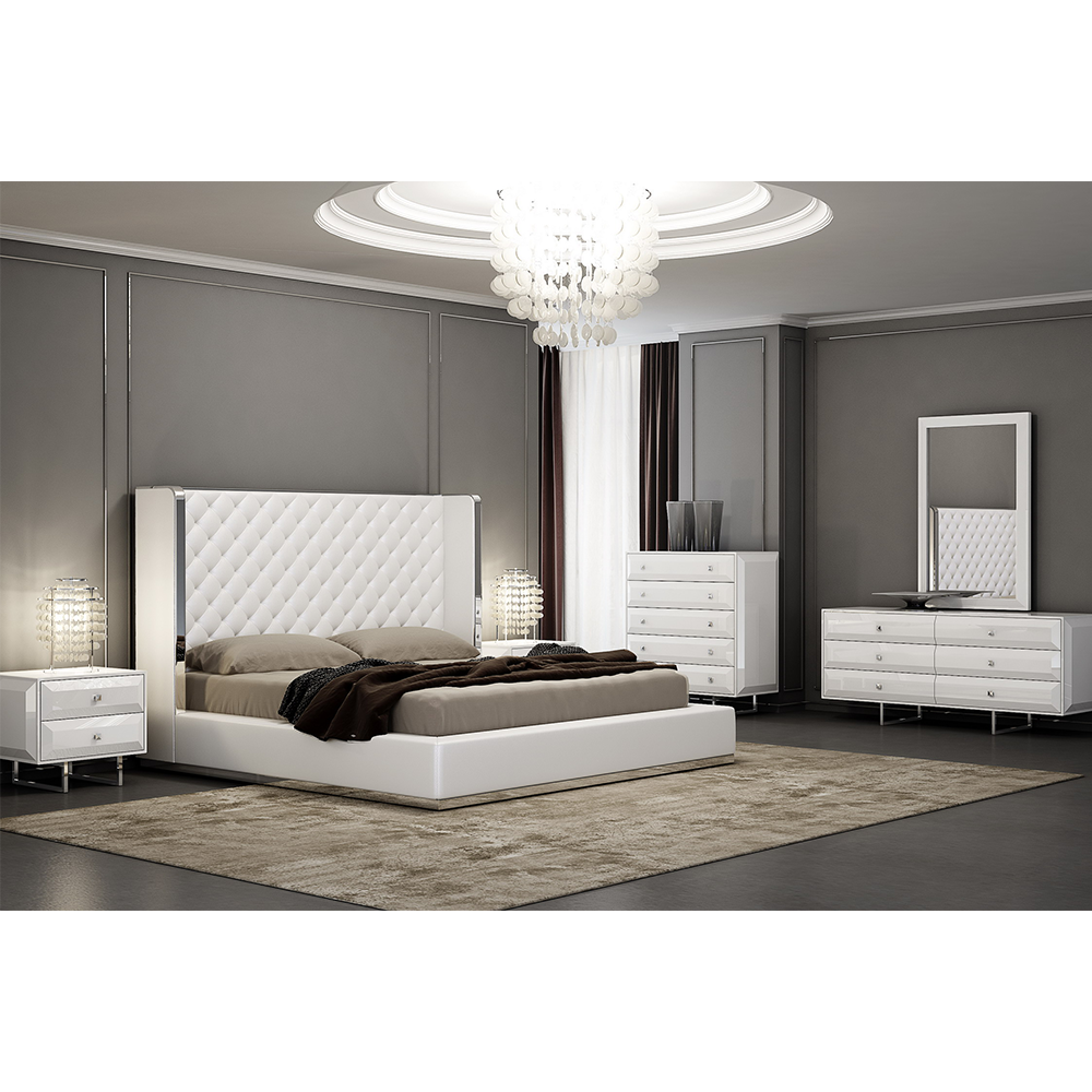 Abrazo King Bed in White