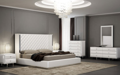 Abrazo King Bed in White