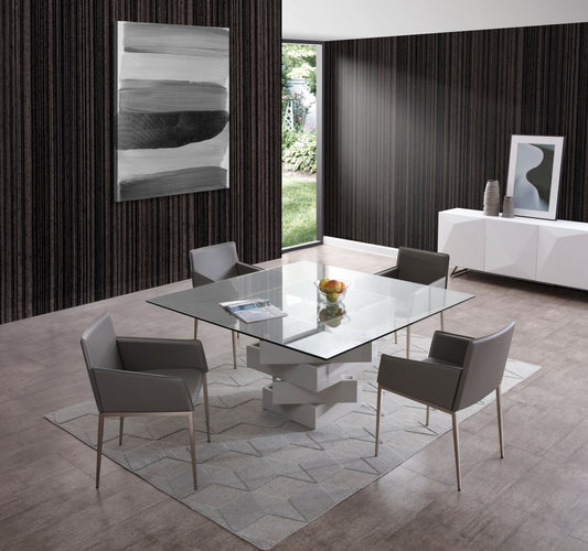 Carson Dining Table – Sculptural Style & Lightweight Appeal