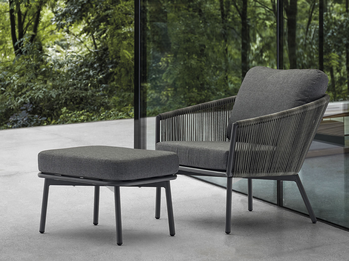 Yarrow Outdoor Accent Chair & Ottoman in Gray Wicker, Fabric & Metal by Whiteline Modern Living